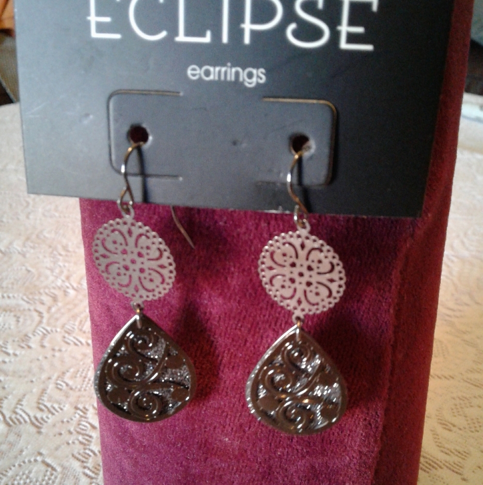 🌺 NWT Hildie & Jo Eclipse Fishhook Earrings